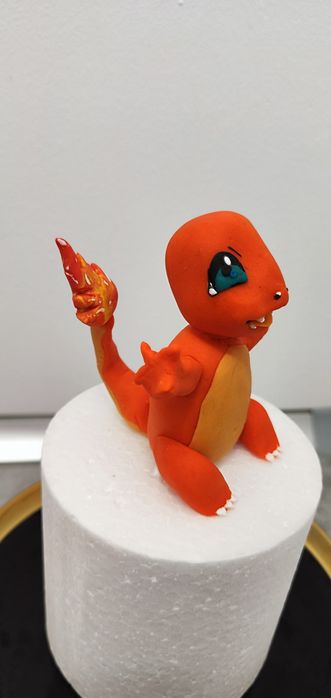 Charmander pokemon figurka z masy cukrowej na tort Pokemony jadalny po