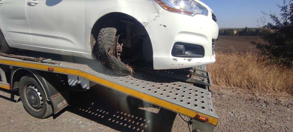 Эвакуатор НЕДОРОГО Золочев  Харьков и область. Автосос. Лавета Евак