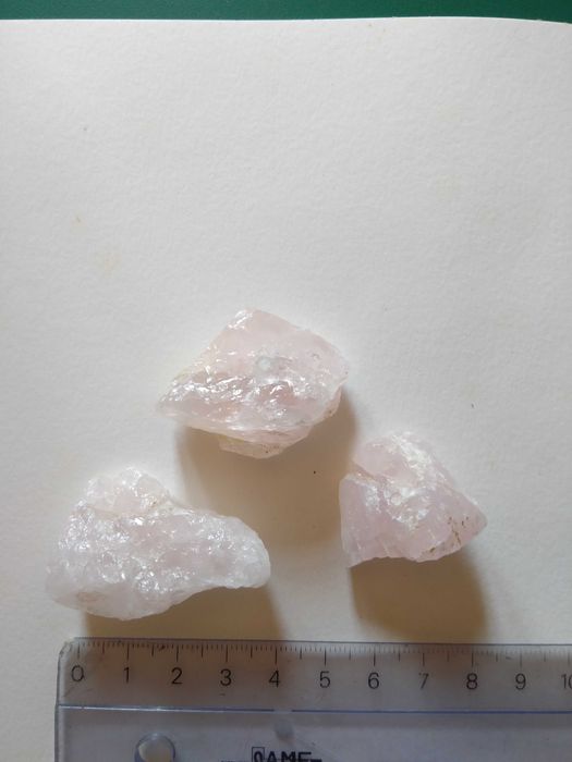 Conjunto de cristais de quartzo rosa
