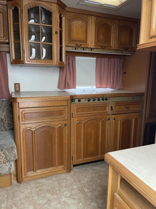 автобудинок hobby кемпер караван гарний стан обмін на авто