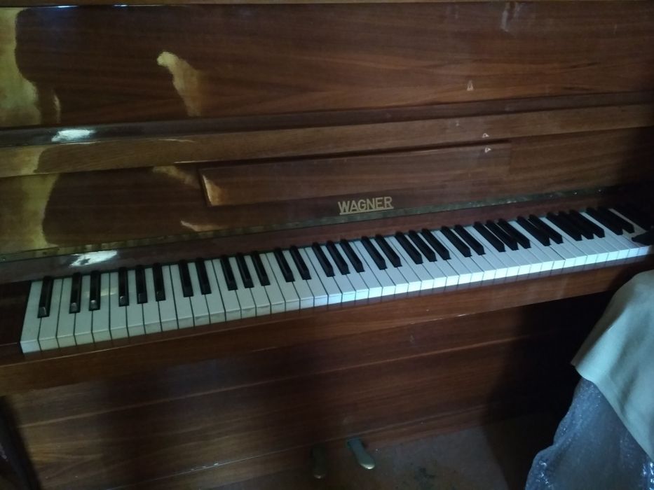 Продам пианино ВАГНЕР