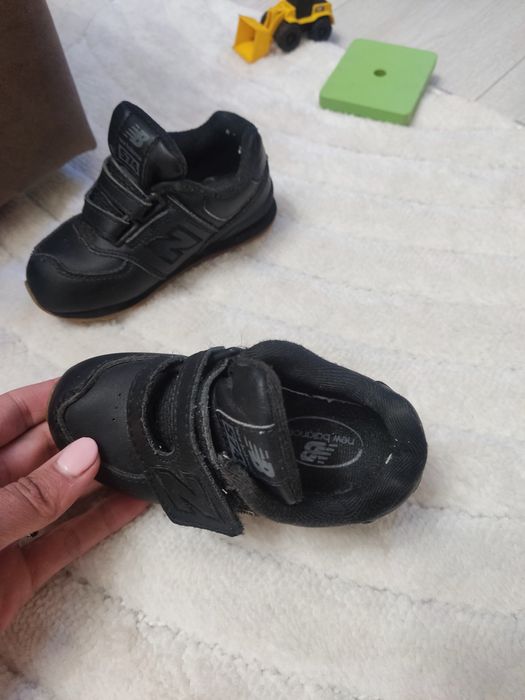 Дитячі шкіряні кросівки new balance 574 25(14.5) оригінал