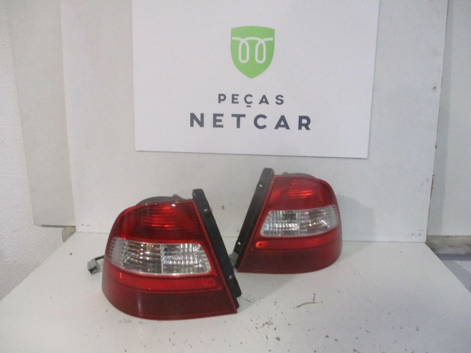 Farol Farolim tras Honda Civic Aerodeck 1999