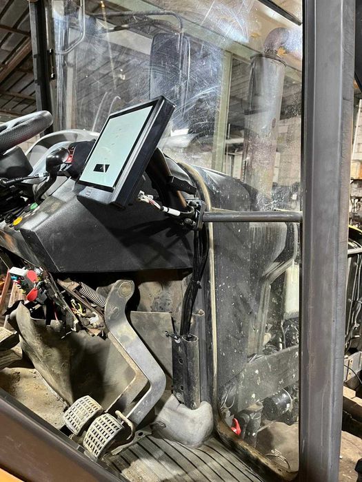 Nawigacje rolnicze np TOPCON FJD CHC