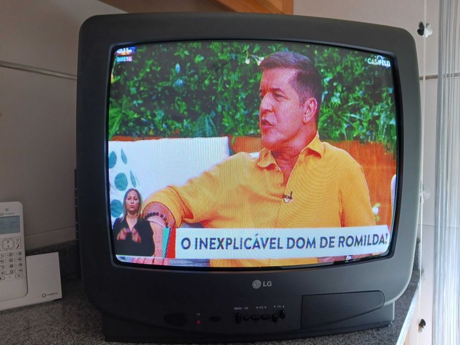 TV  LG  21'' com comando original