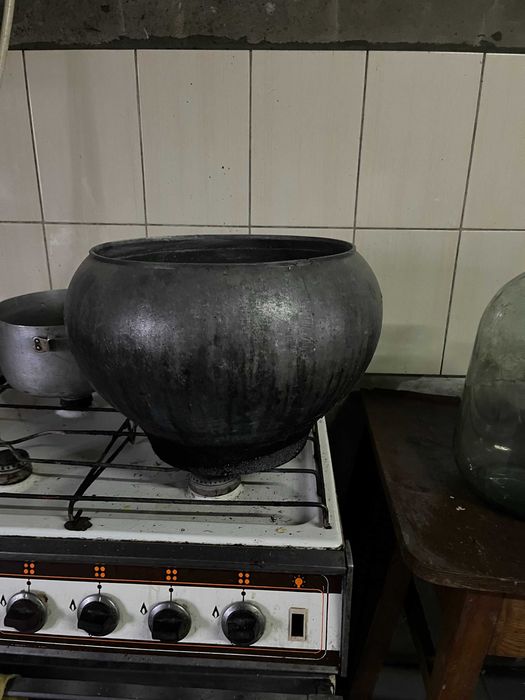 Казан чугунний 6л.