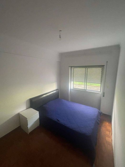 Quarto para arrendar