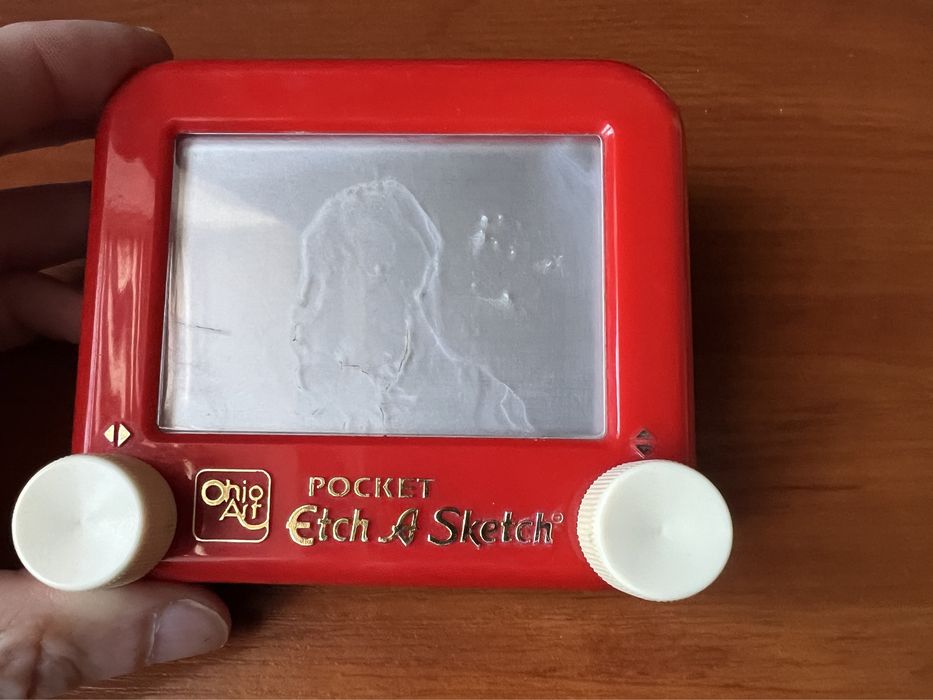 Іграшка для малювання Etch A Sketch Pocket