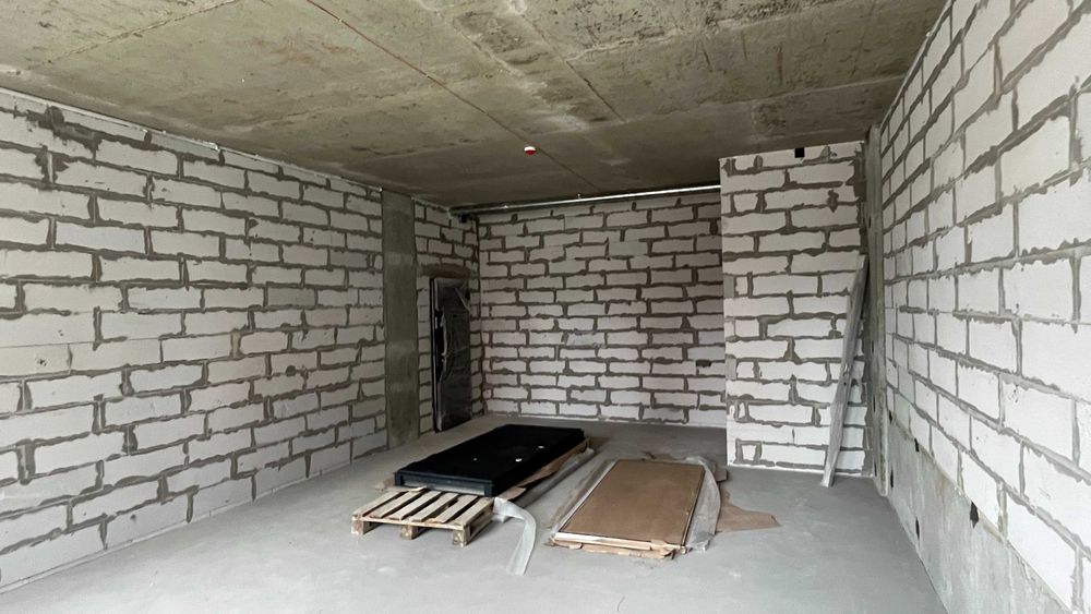 Продаж комерційного приміщення 41,8 м², Брюховичі