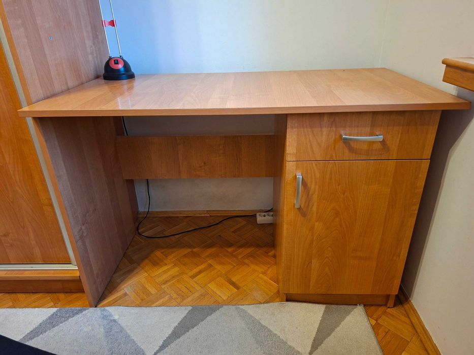 Biurko 115 cm x 60 cm