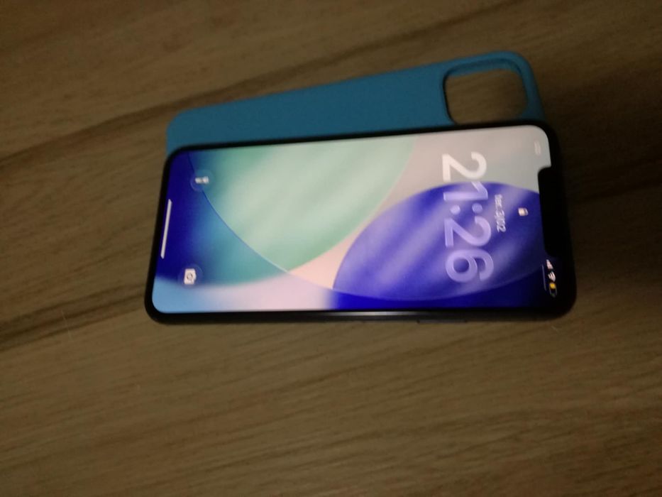 Iphne 11 pro max como novo .. 94% de bateria