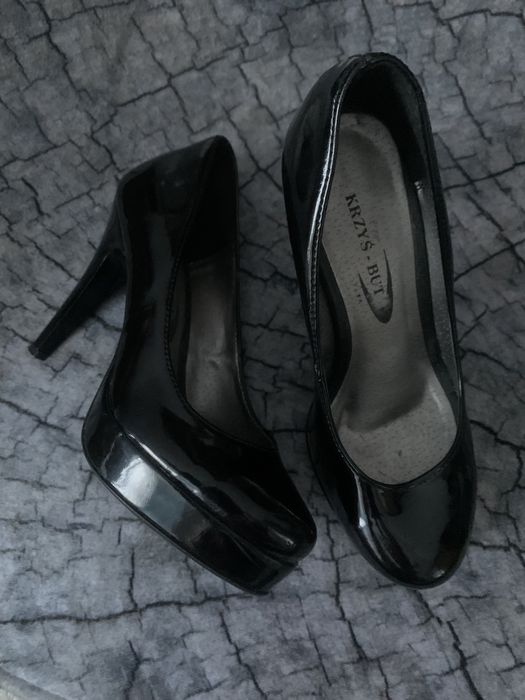 Szpilki czarne rozm 36