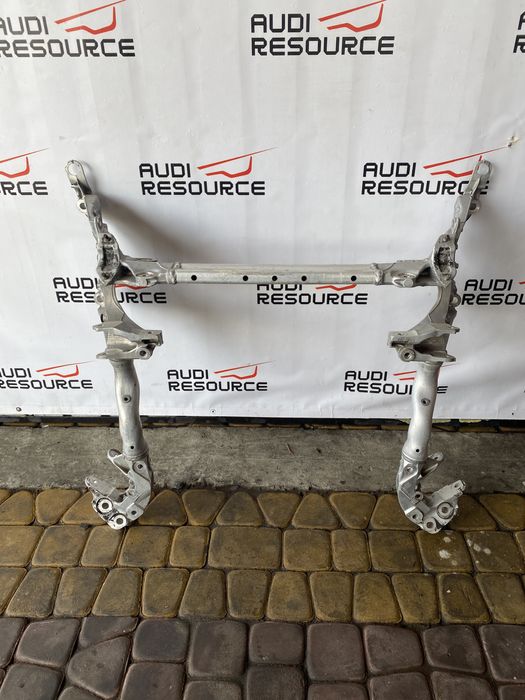 Підрамник подрамник передній Балка Audi Q5 12-16 рік під електро рейка