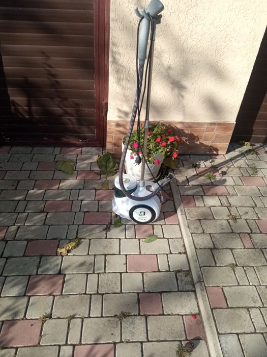 Продам Garment steamer Mystery