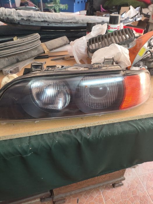 Farol frente esquerdo BMW serie 5 E39