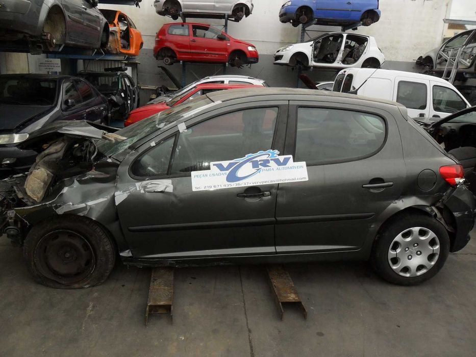 Peugeot 207 - Viatura para Peças