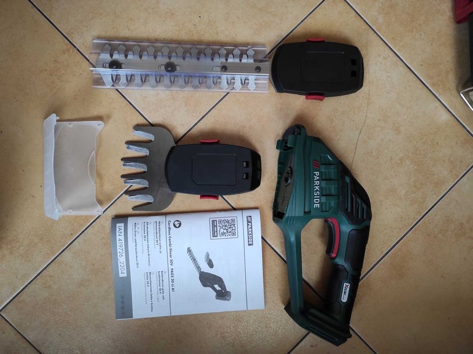 Акумуляторні ножиці для трави та кущів PARKSIDE 2 в 1 PAGS 20-Li A1