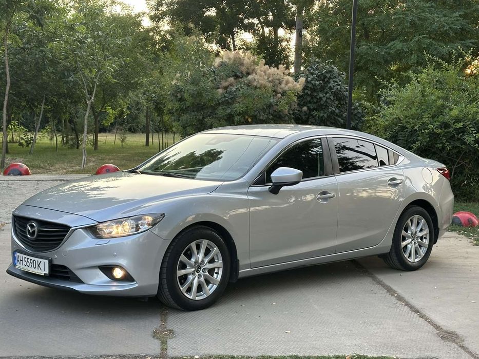 Офіційна Mazda 6 2017
