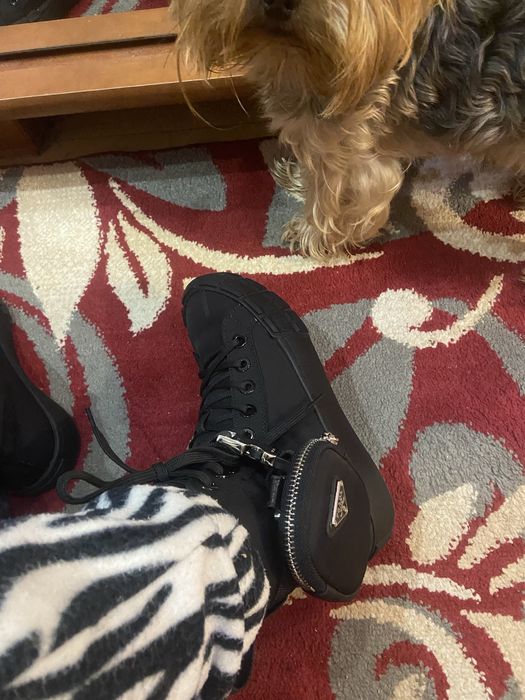 Кеды Prada состояние новых 36р