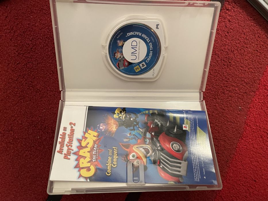 Jogo CRASH Tag Team Racing para a PSP