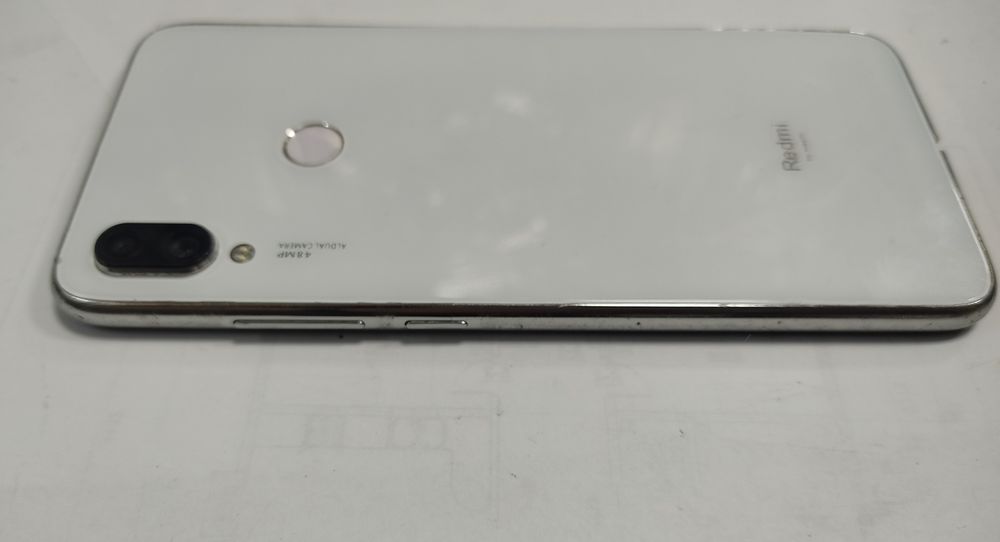 Redmi note 7 4/64 gb