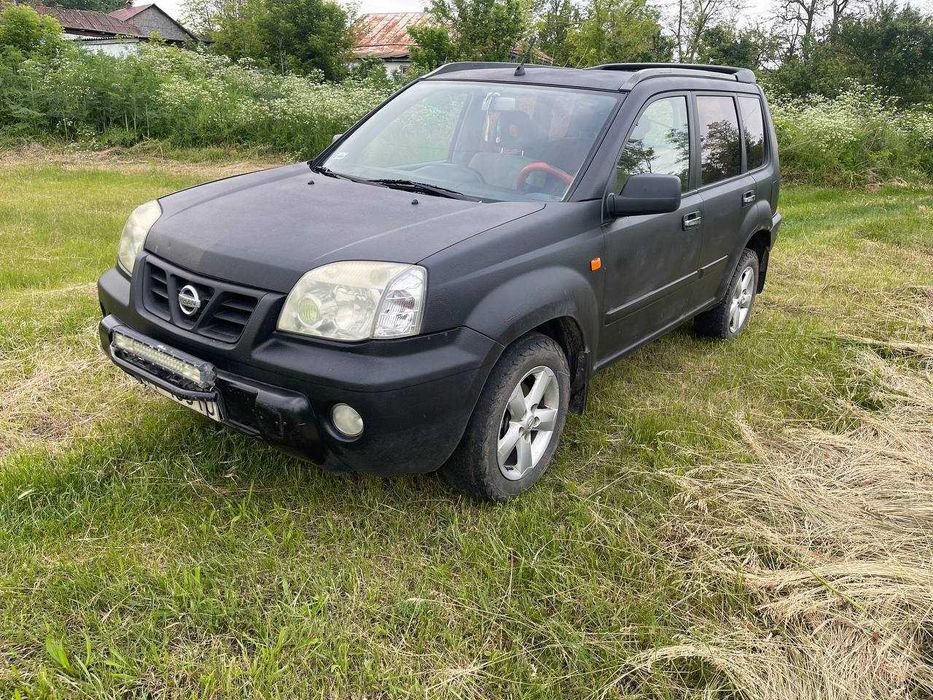 продам авто NISSAN X-TRAIL