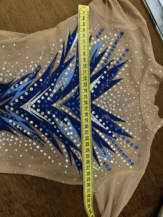 Костюм для выступления на гимнастике