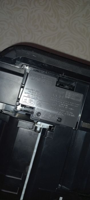 Принтер Canon 30365 wlan 3в 1 WI-FI