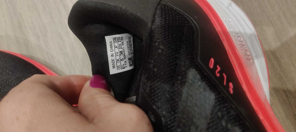 Nowe buty biegowe do biegania nr 38 Adidas SL20 damskie Continental