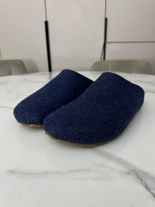 Німецькі натуральні домашні тапки, з войлока.