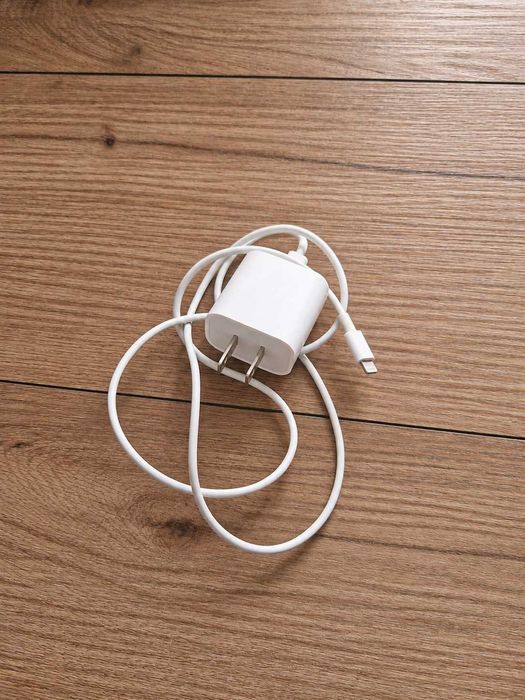 Ładowarka Apple 20W USB-C + kabel Lightning | Wtyczka USA