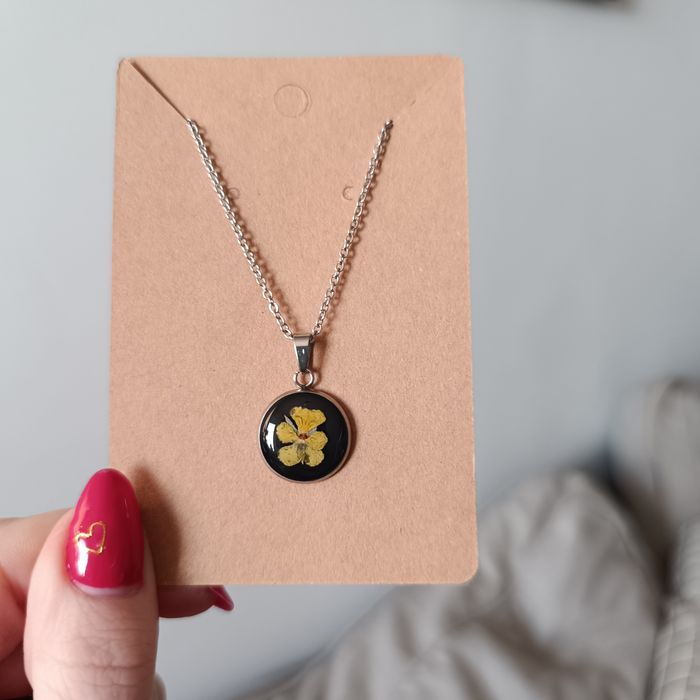 Naszyjnik z prawdziwym kwiatem prezent walentynki
