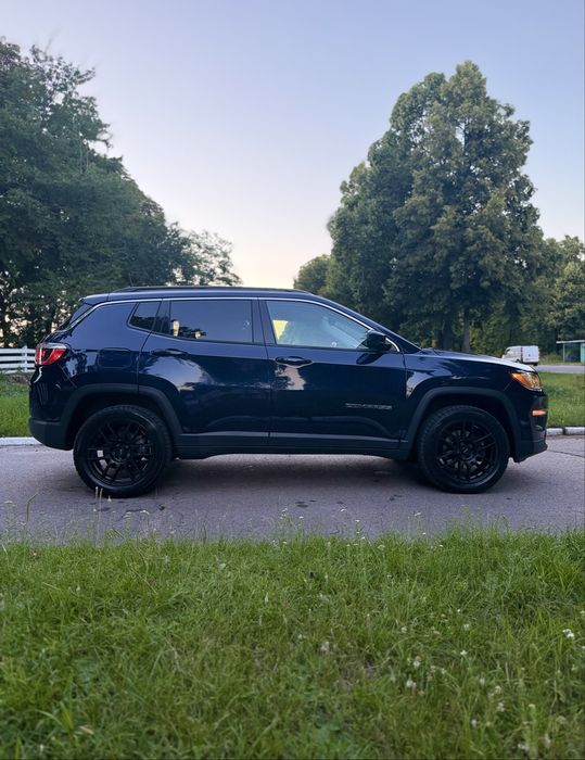 Продам JEEP Compass