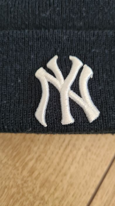 Czapka zimowa ciepła NY. Czarna. Vintage MLB Baseball.