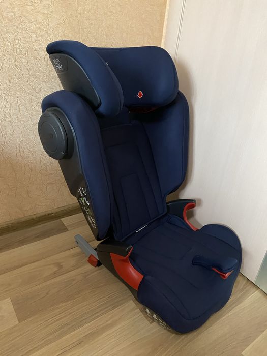 Автокресло Britax-Romer Kidfix2 S 3-12 лет 15-36 кг группа 2/3 Бустер