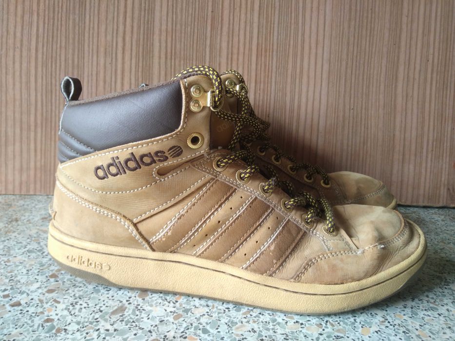 кроссовки Adidas