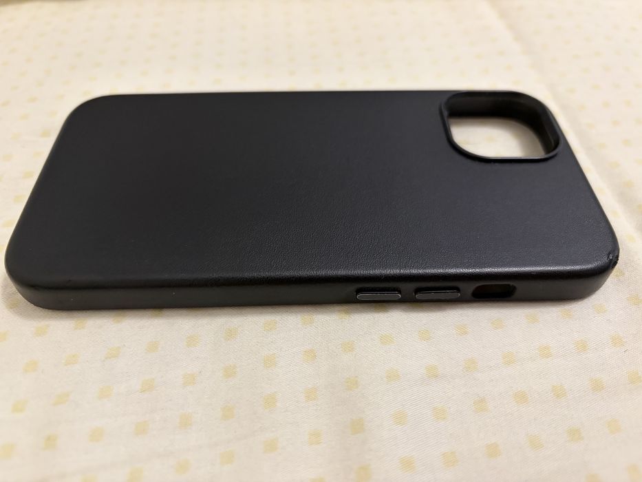 Чохол шкіряний Iphone 13