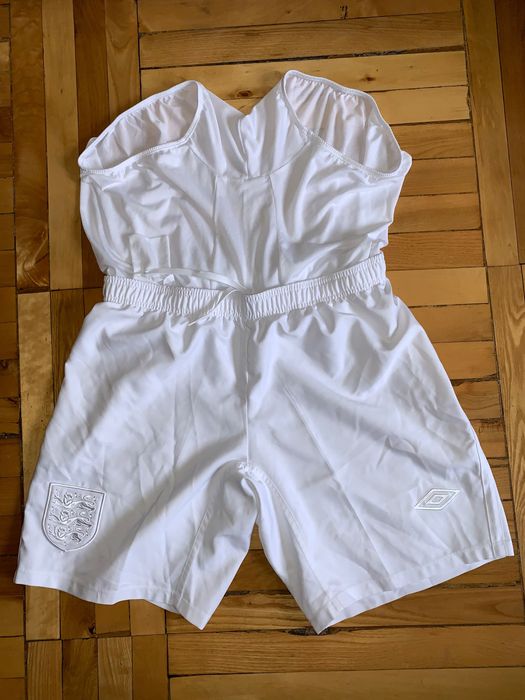 Отличные белоснежные мужские спортивные шорты Umbro England оригинал