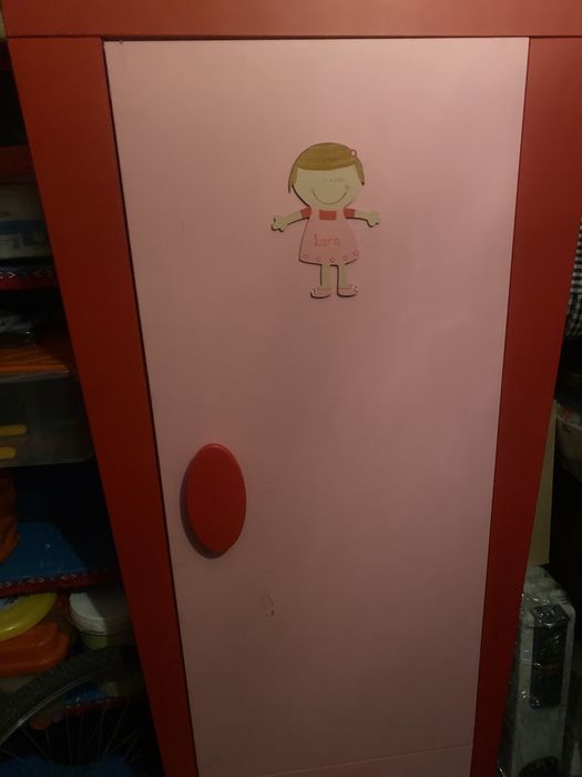 Roupeiro de criança