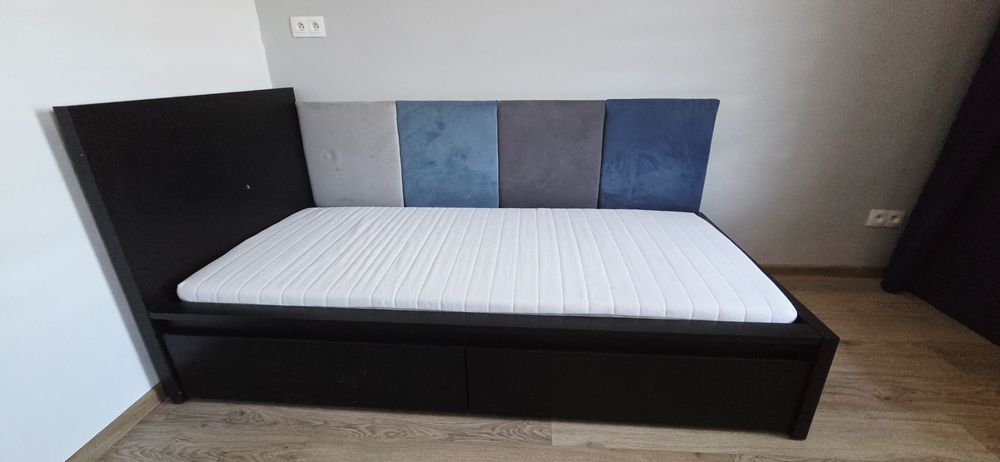 Łóżko IKEA Malm 200x90