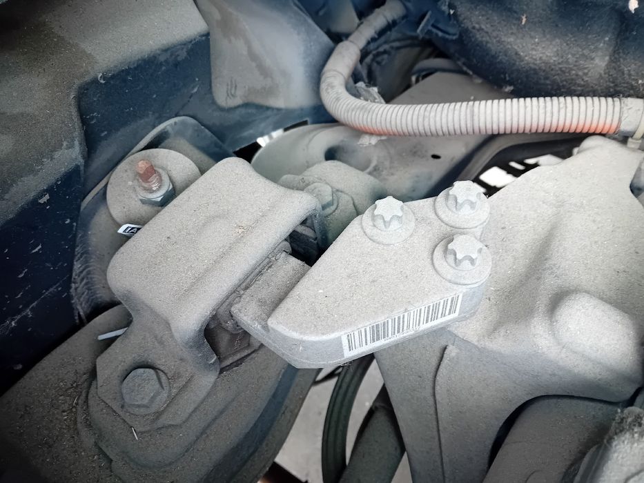 Apoio do motor SMART ForTwo Cabrio (451)