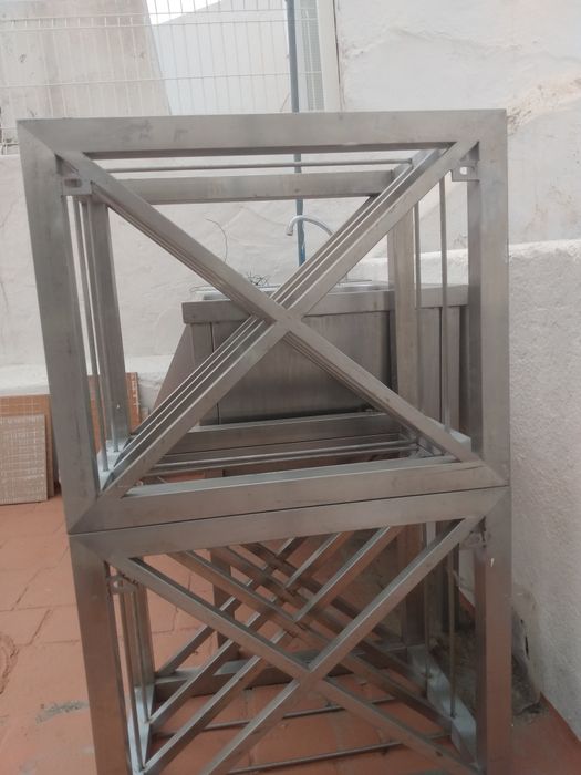 Garrafeira Profissional em Inox