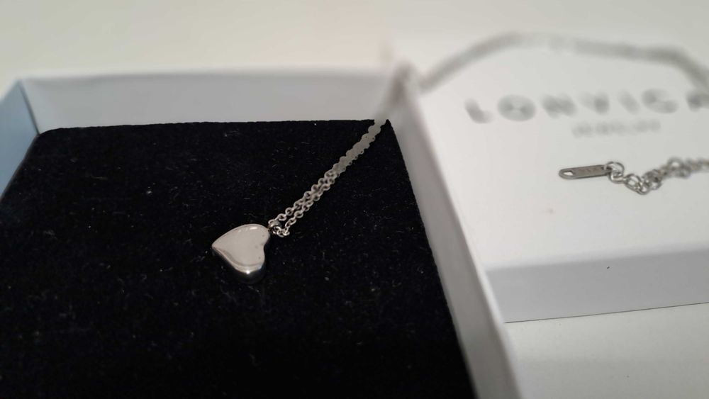 Colar de Prata com coração da Lonvica Jeweley.