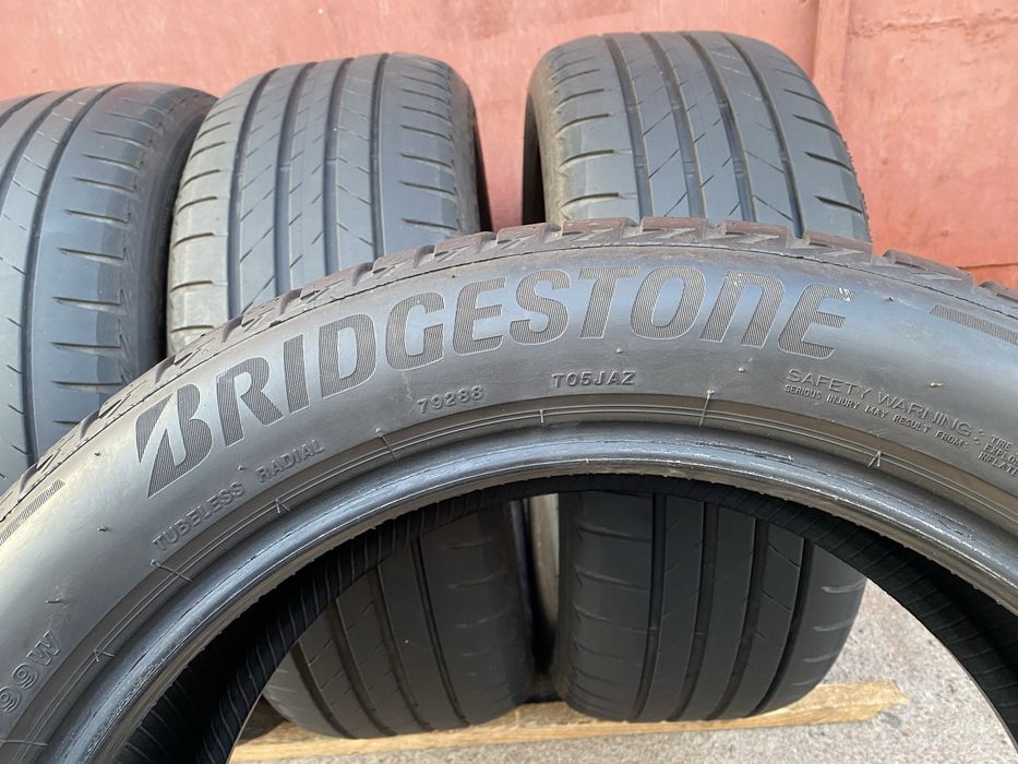 Шини літо 235/50 r19 Bridgestone Turanza T005