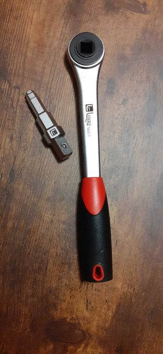 Klucz do Śrubunków i Przedłużek Logo Tools