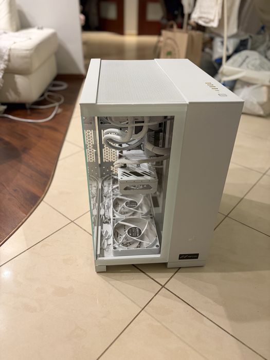 Gwarancja Gamingowy Gaming PC Ryzen 5 7600 RX7800XT/ DDR5 6000MHz 32GB