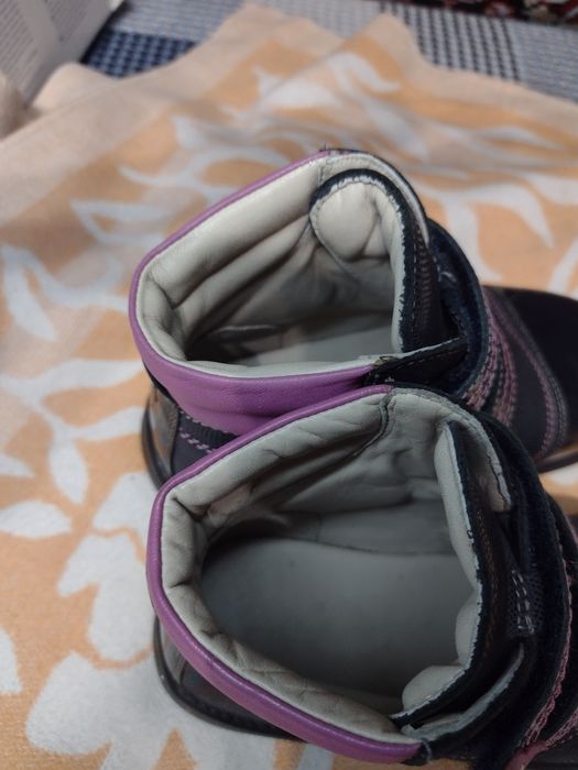 Ботінки шкіряні для дівчинки 28р.