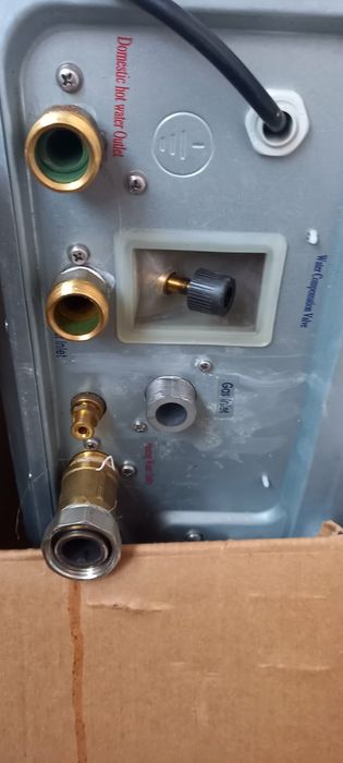 Продам двухконтурный парапетный газовый котел Tiberis mini 18kw