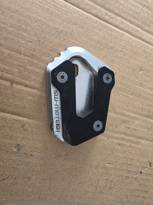 SW-MOTECH nakładka poszerzenie stopki Suzuki DL 650 V Strom 2004 -