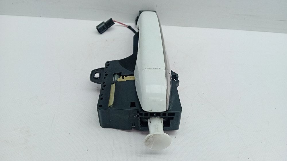 Puxador porta trás esquerdo RENAULT Megane IV Grandtour (K9A/M_)